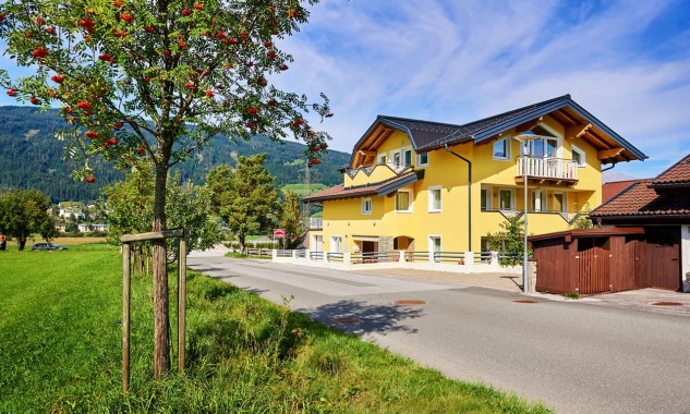 Unsere Appartements liegen direkt an der Zufahrtstraße in Radstadt.